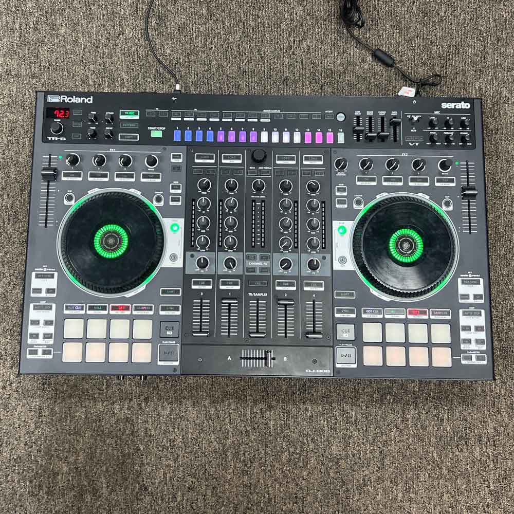 Roland DJ-808 DJ Controller (Pre-Owned) – Bananas at Large® Musical  Instruments u0026 Pro Audio