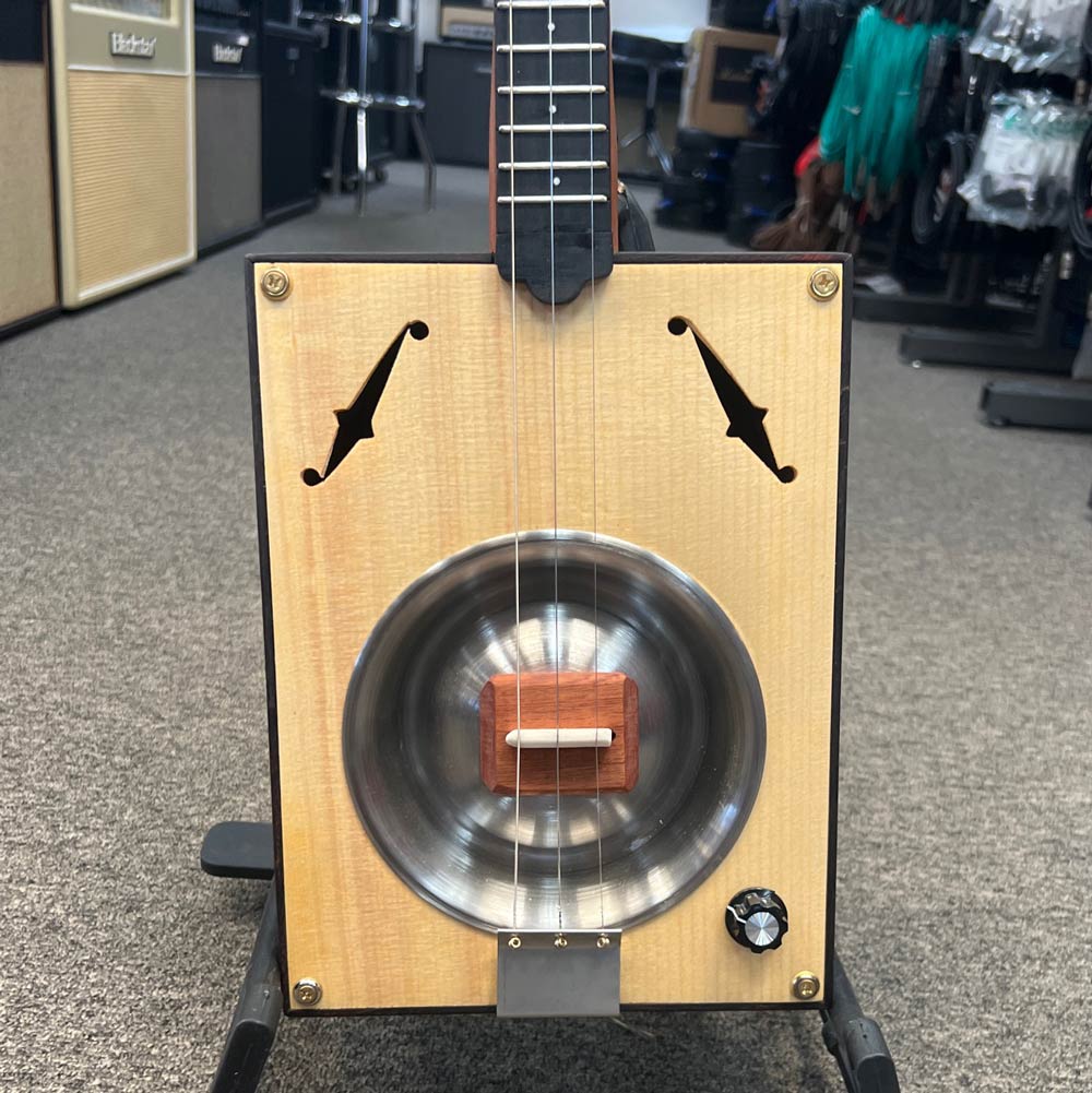 E3 Strings 3 String Cigar Box Resonator Acoustic Electric Guitar Pre Bananas at Large Musical Instruments Pro Audio