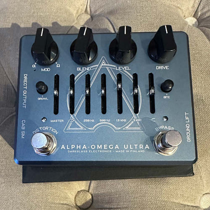 Darkglass Alpha Omega Utlra Bass Preamp DI Pedal (Pre-Owned)